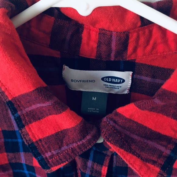 Old Navy Boyfriend Button Down Shirt - Picture 2 of 2